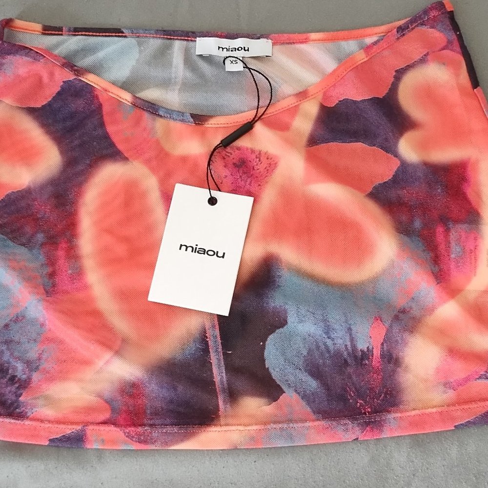 Mini Tee in Neon Peach Floral, Orange Elektra. Miaou. - Picture 2 of 3